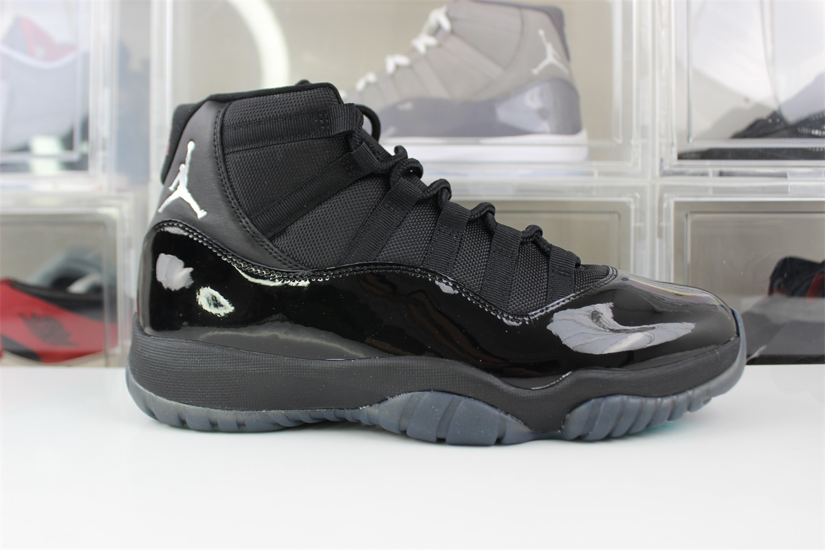 Air Jordan 11 Retro Gamma Blue Red