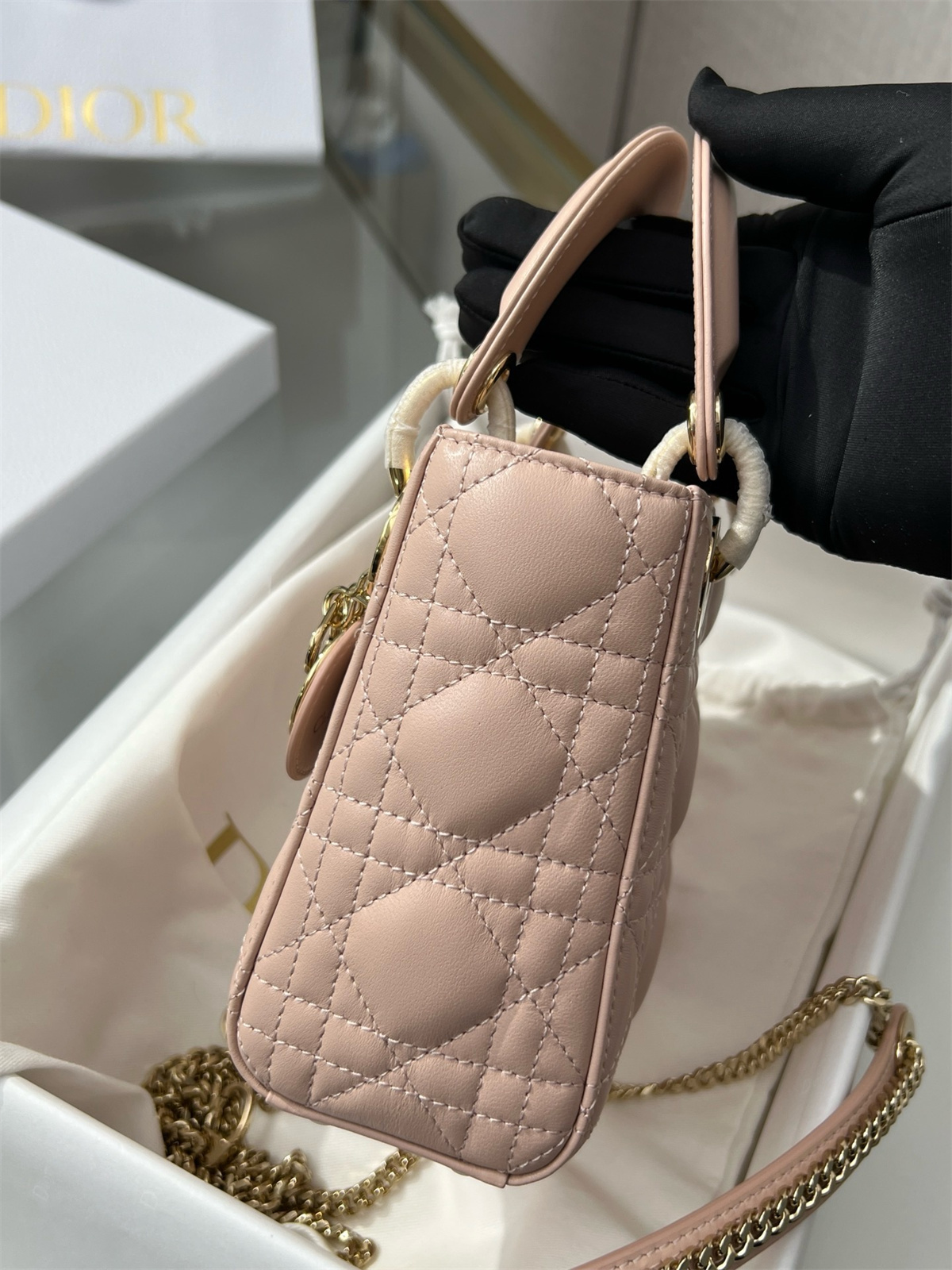 D*or mini lady D*or hand bag pink color (17 x 15 x7 cm)